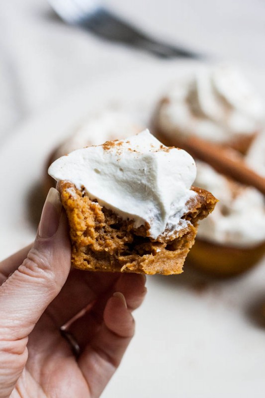 Pumpkin Pie Cupcakes with Whipped Cream